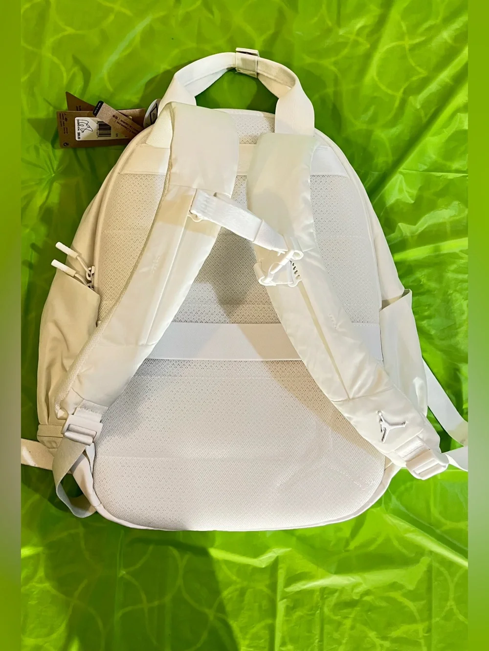Jordan White Women's & Men’s Backpack - Laptop bag Sleek for Everyday